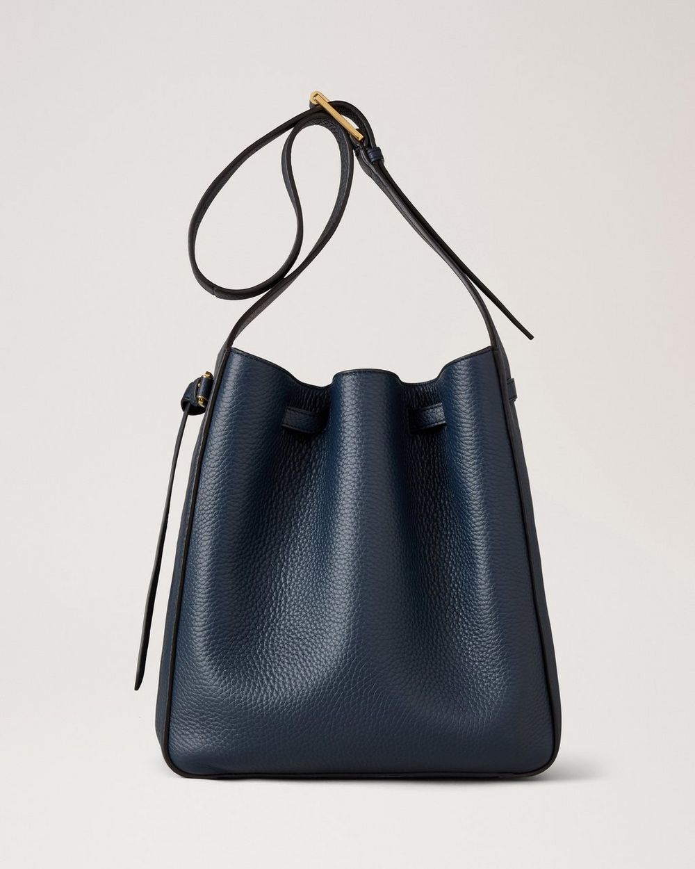 Mulberry | Lyra Bucket - Night Sky Heavy Grain